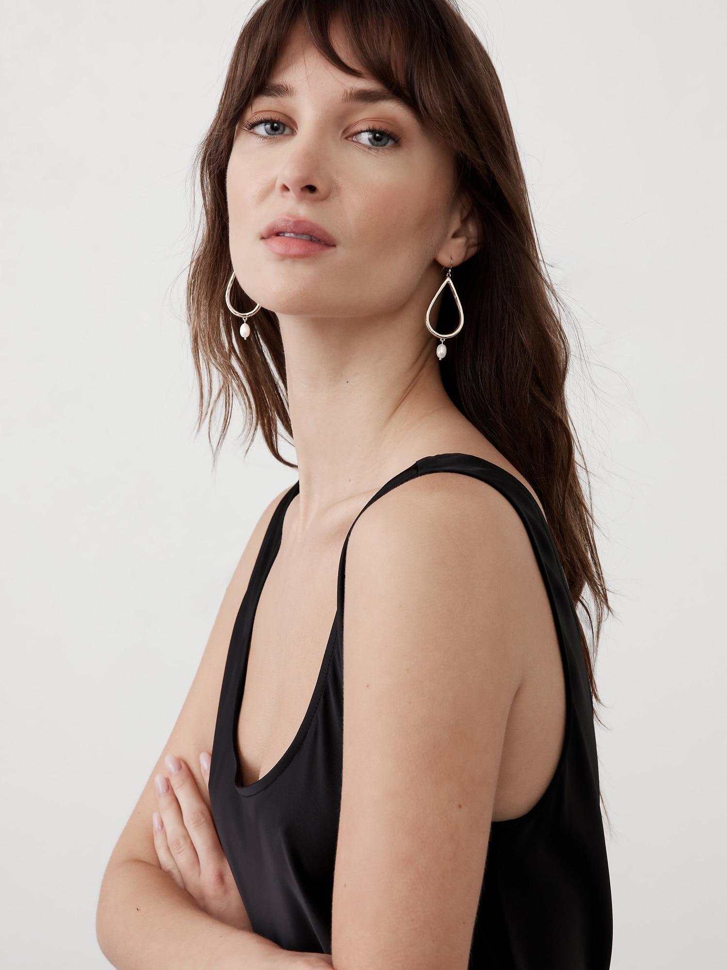 Statement Teardrop Pearl Earrings Product Image