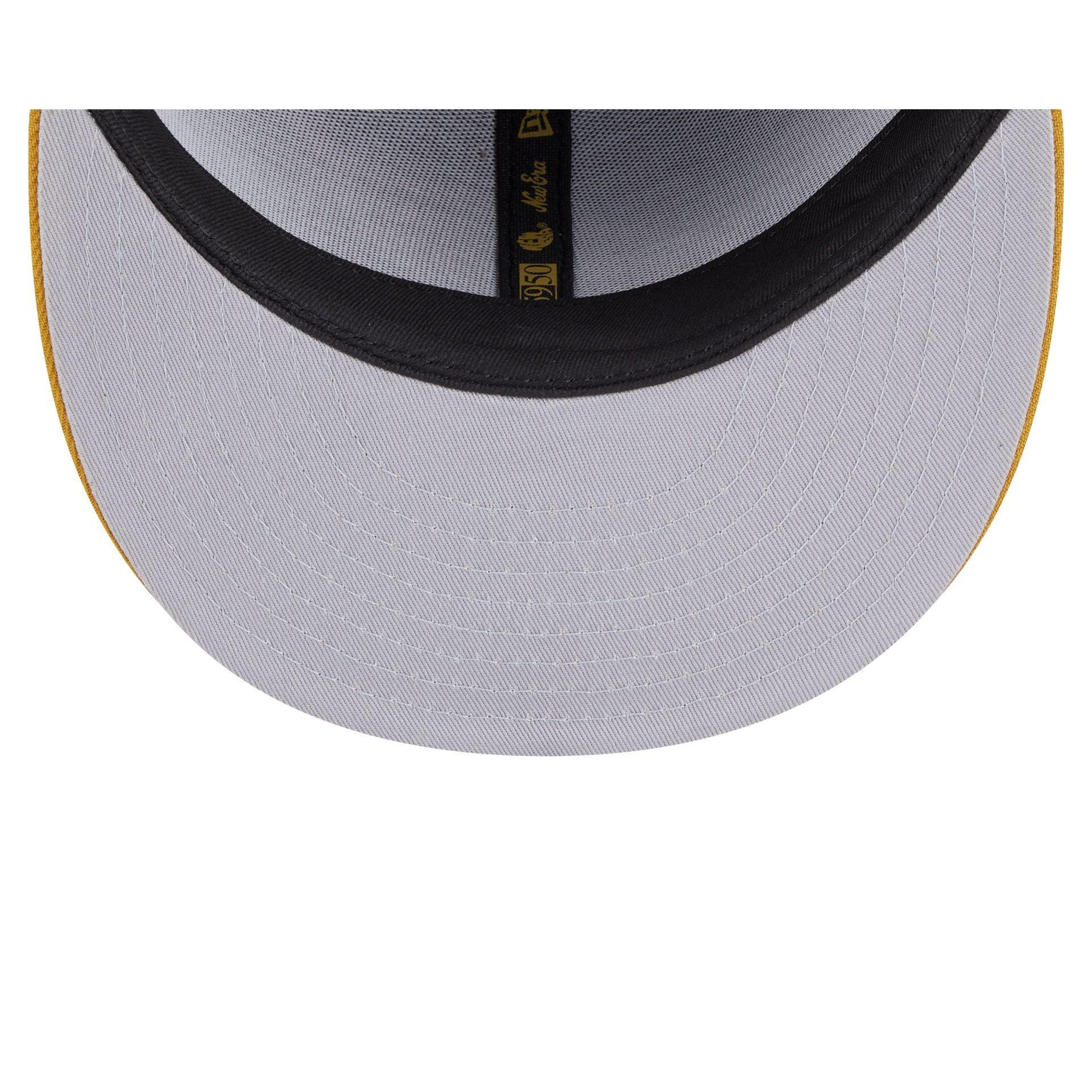 Philadelphia Eagles Metallic Gold Logo 59FIFTY Fitted Hat Male Product Image