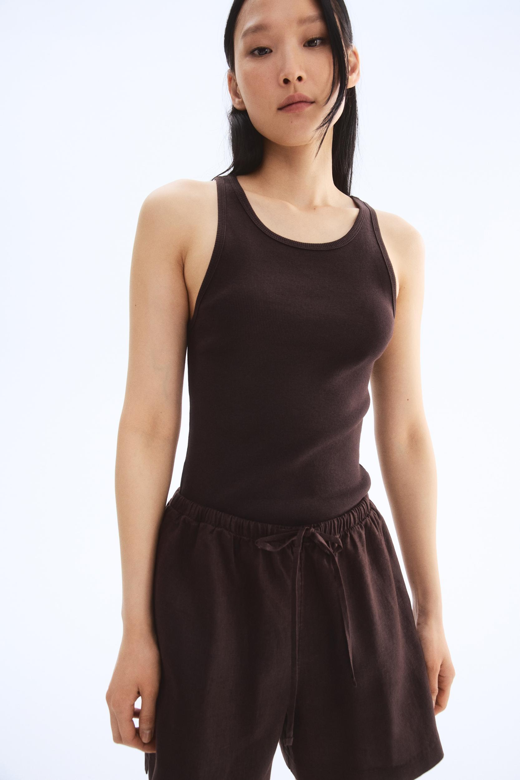 Linen Drawstring Shorts Product Image