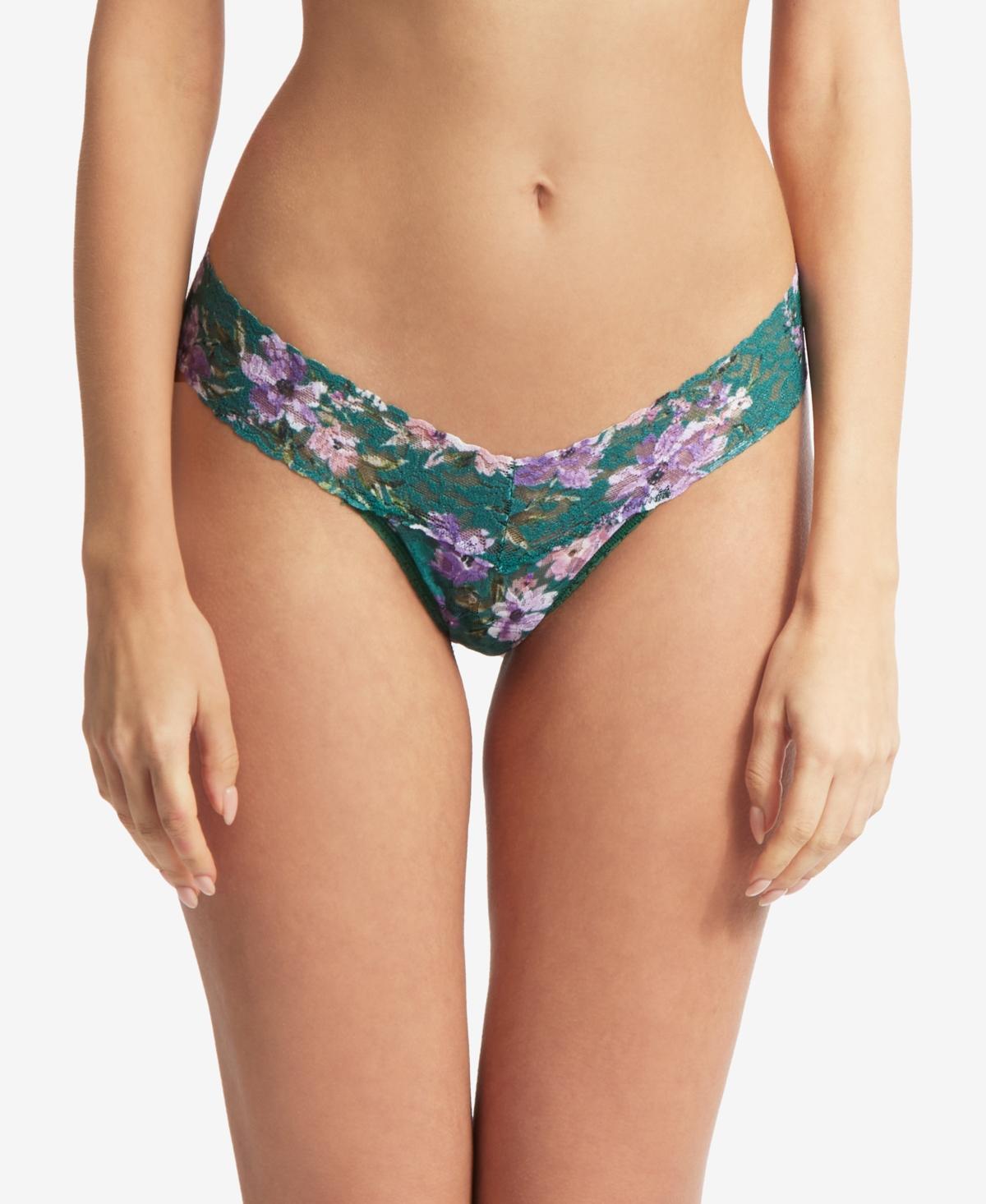 Printed Low-Rise Signature Lace Thong Product Image