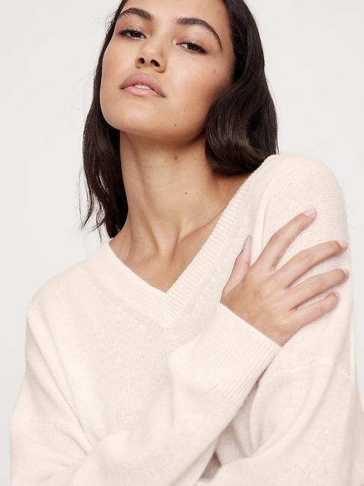 Oversized Lightweight Cashmere V-Neck Sweater Product Image