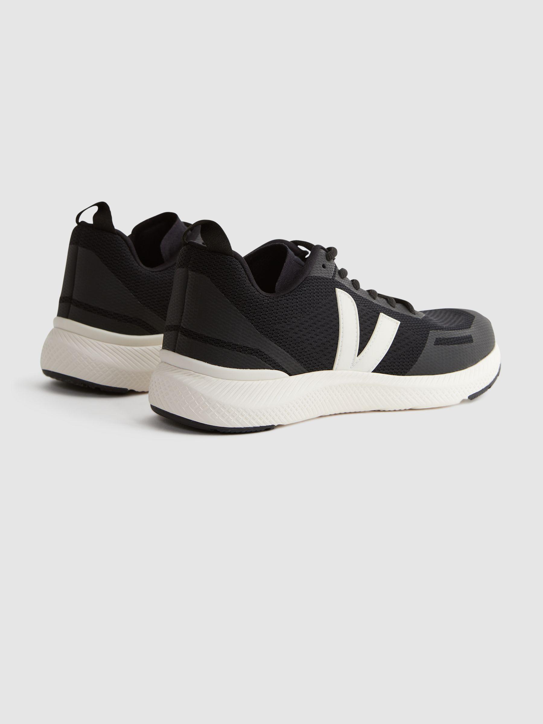 Veja Lightweight Trainers in Cream/Black Product Image