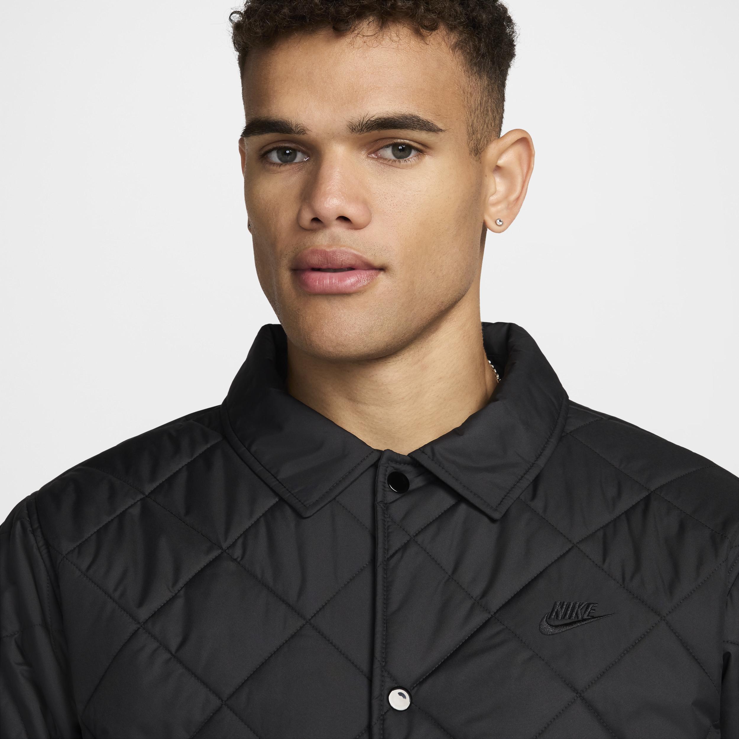 Nike Club Men's Lightweight Quilted Therma-FIT Insulated Jacket Product Image