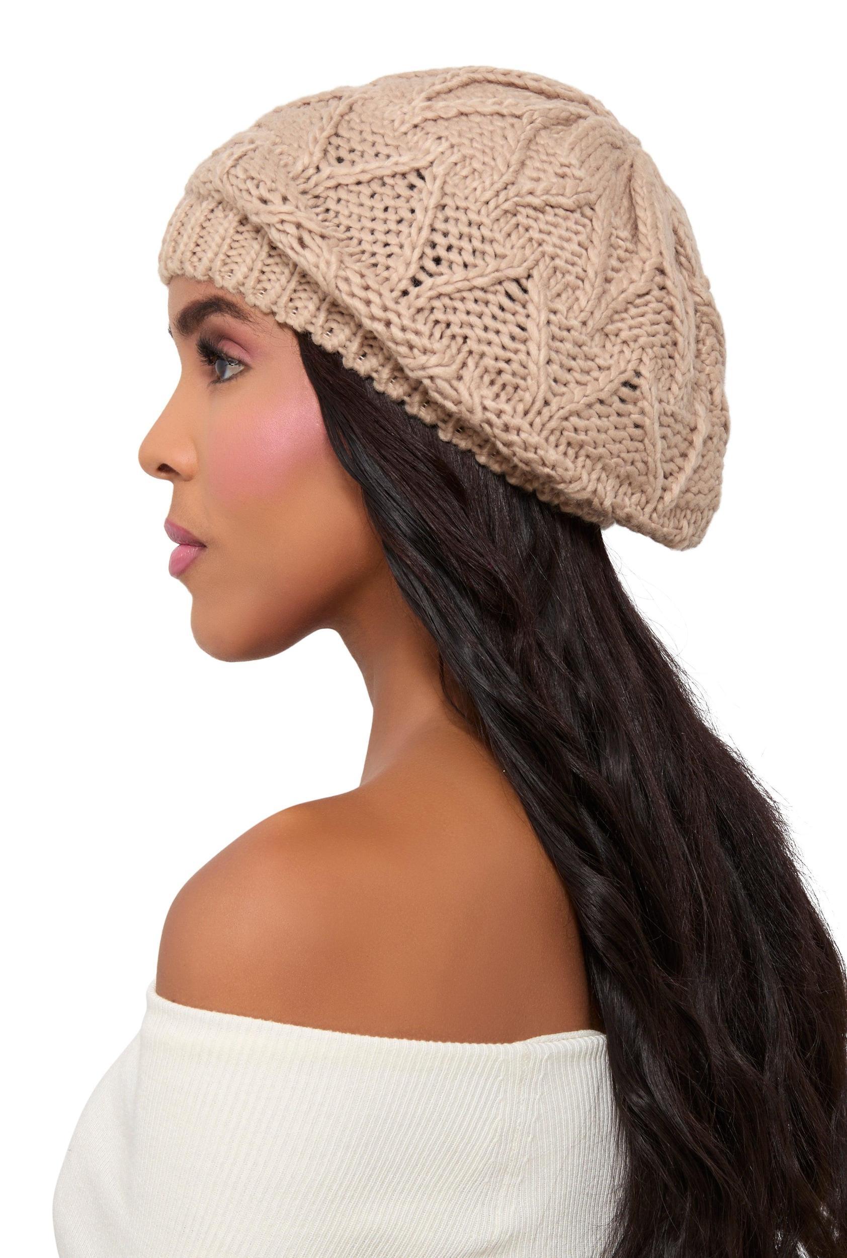 Aran Knit Beret Female Product Image