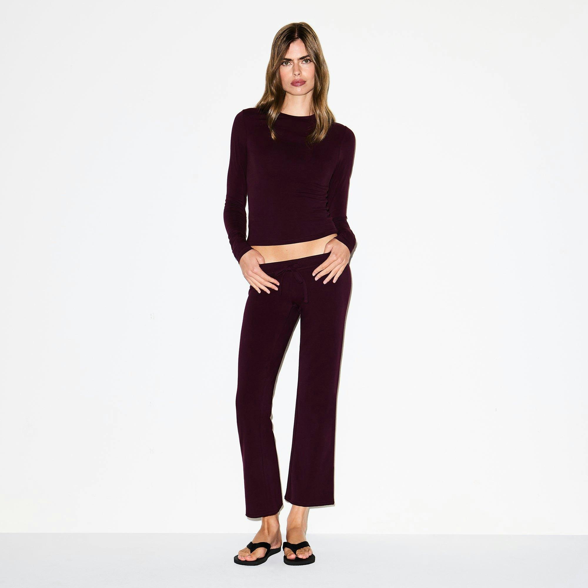 COTTON JERSEY LONG SLEEVE T-SHIRT | CURRANT Product Image
