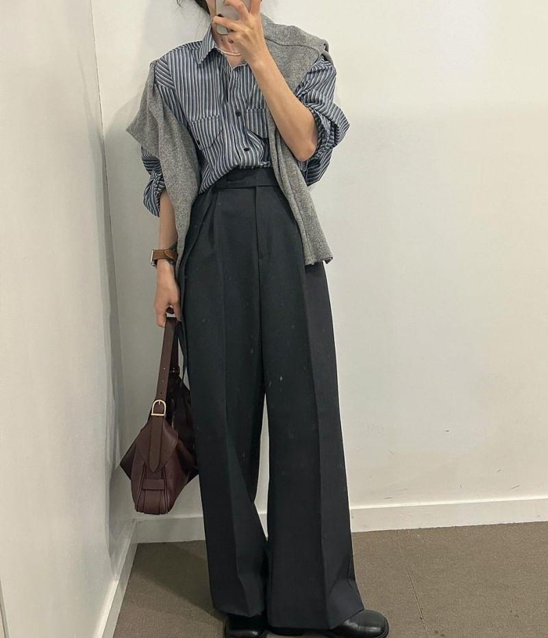 Long Sleeve Collared Striped Button Up Shirt Product Image