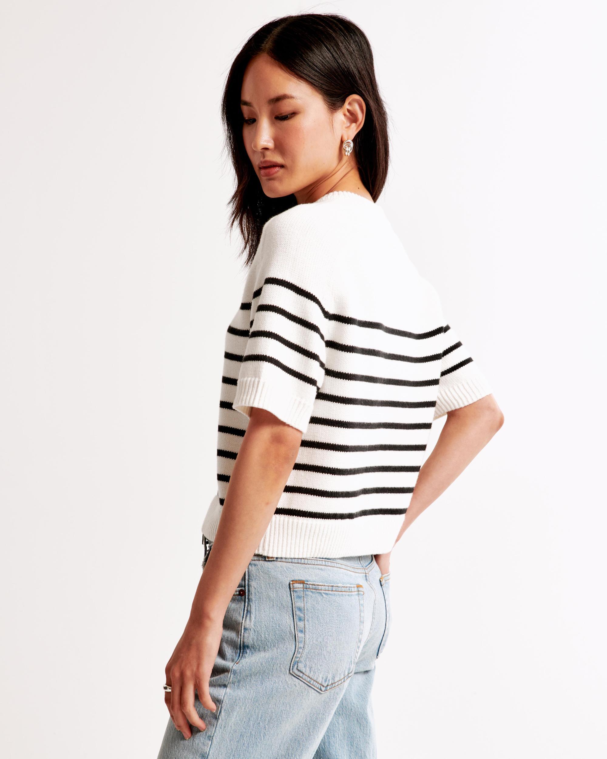 Abercrombie & Fitch | Authentic American clothing since 1892 Product Image