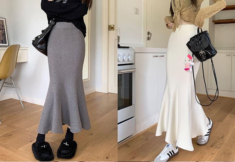 High Rise Plain Midi Mermaid Knit Skirt Product Image