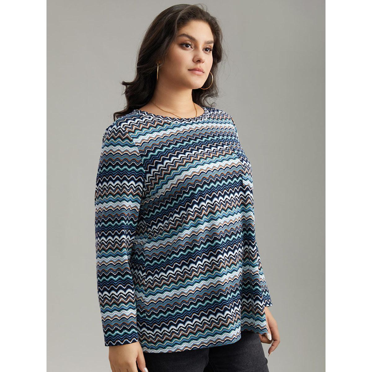 Plus Size Contrast Wave Striped Patched Pocket T-shirt Multicolor Women Casual Printed Geometric Round Neck Dailywear T-shirts BloomChic 22-24/3X Product Image