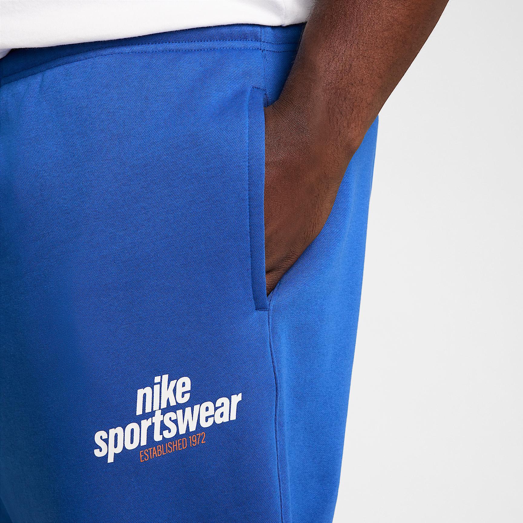 Nike Club Men's Fleece Pants Product Image