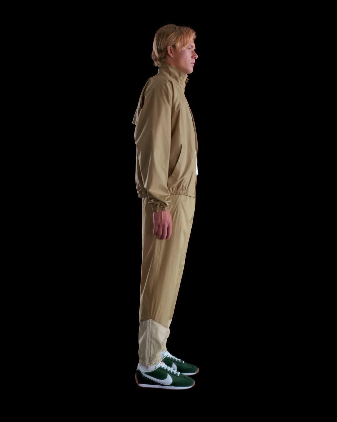 Nike Men's Windrunner Woven Lined Pants Product Image