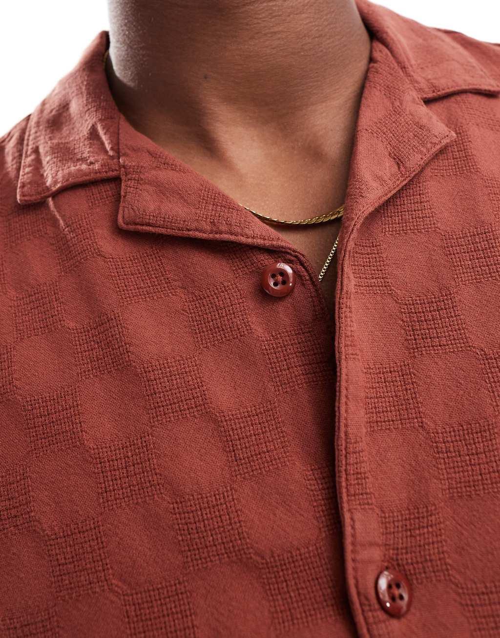 Pull&Bear checked detail shirt in burgundy Product Image