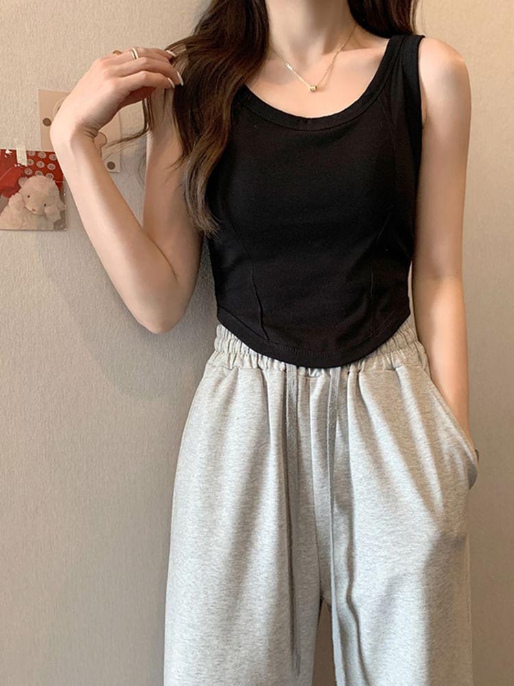 Crewneck Plain Crop Tank Top Product Image