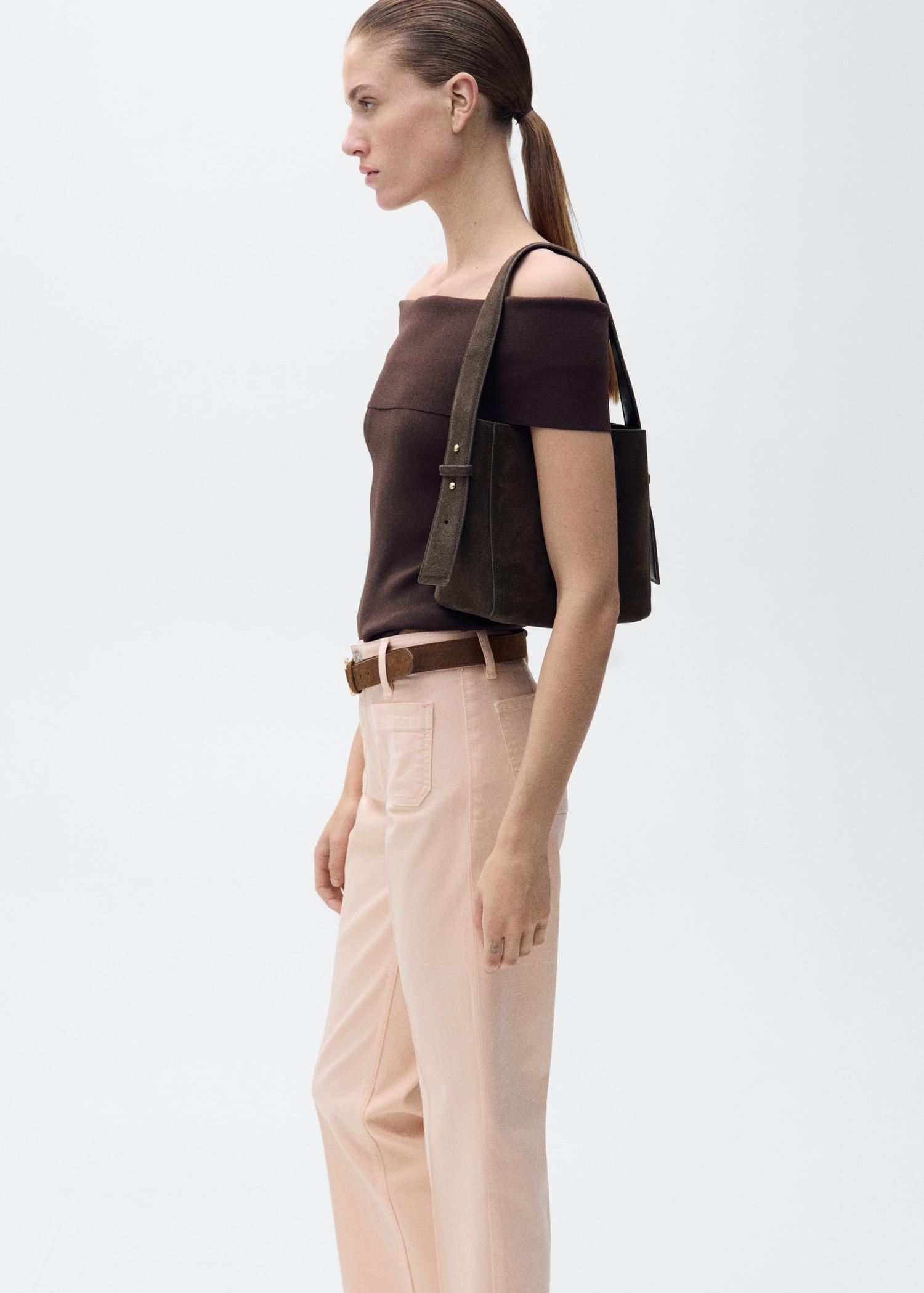 Flared cropped jeans with pockets - Women | MANGO USA Product Image