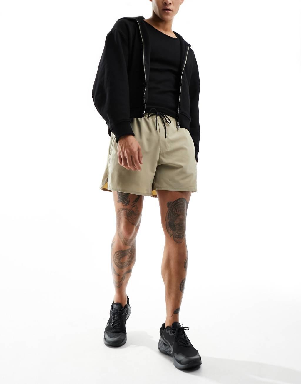 Mens Nike Unlimited Dri-FIT 5 Unlined Versatile Shorts Product Image