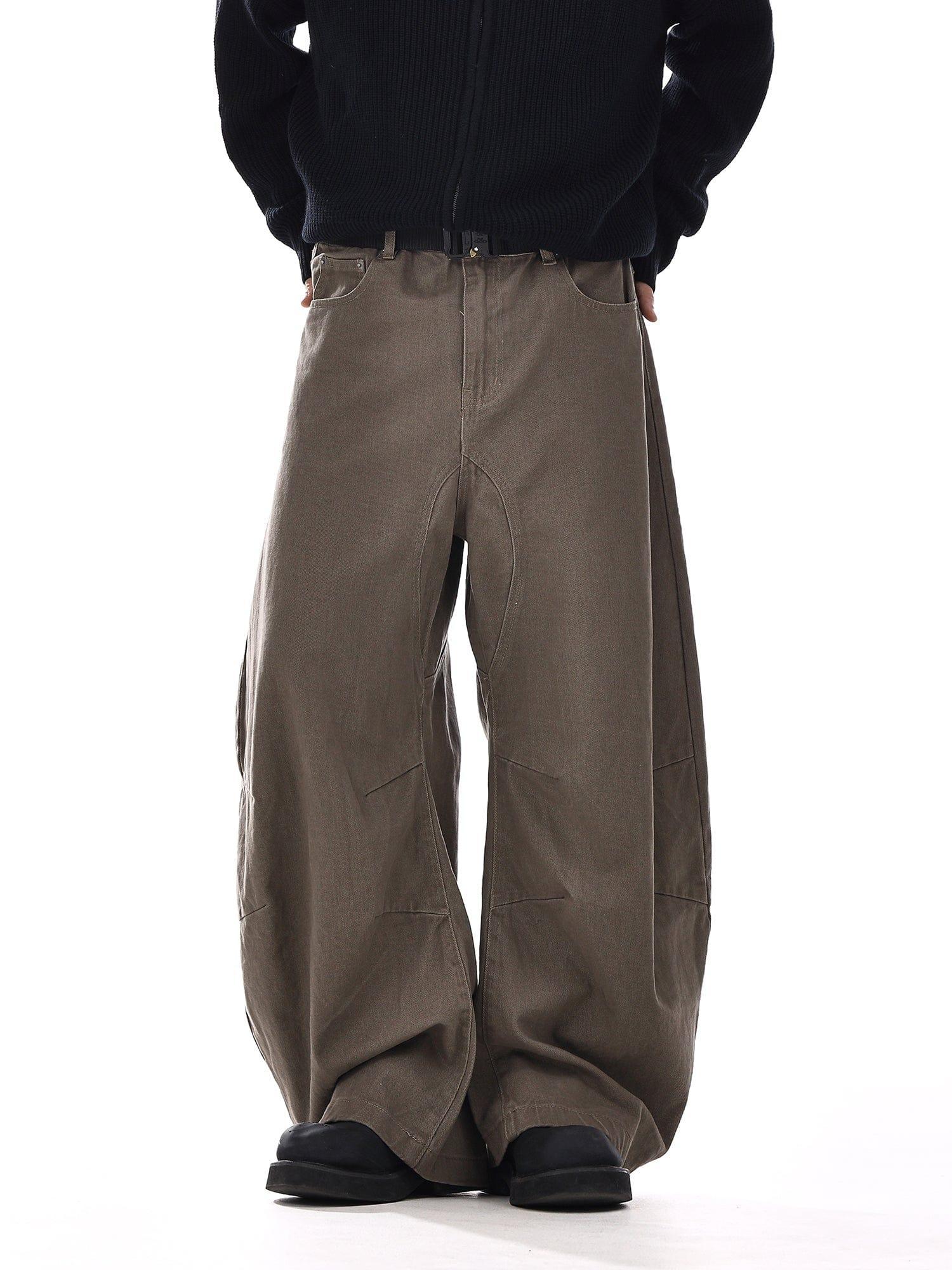 RT No. 12537 BROWN SCIMITAR CONSTRUCTED JEANS Product Image