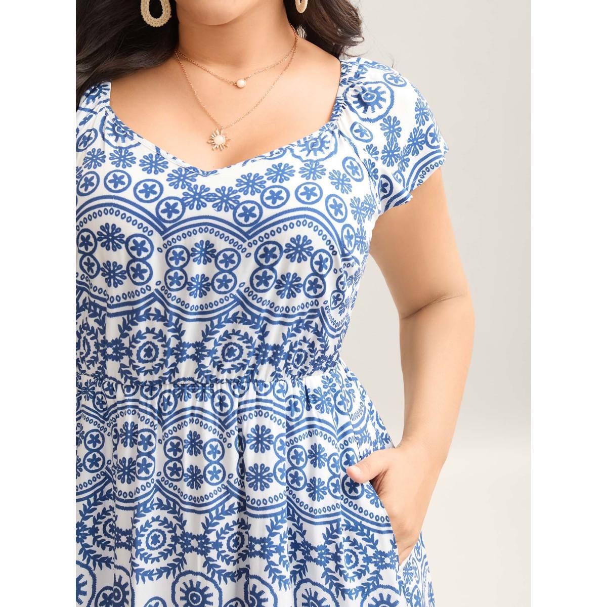 Plus Size Geometric Print Pockets Flowy Midi Dress DarkBlue Women Heart neckline Cap Sleeve Curvy BloomChic 22-24/3X Product Image