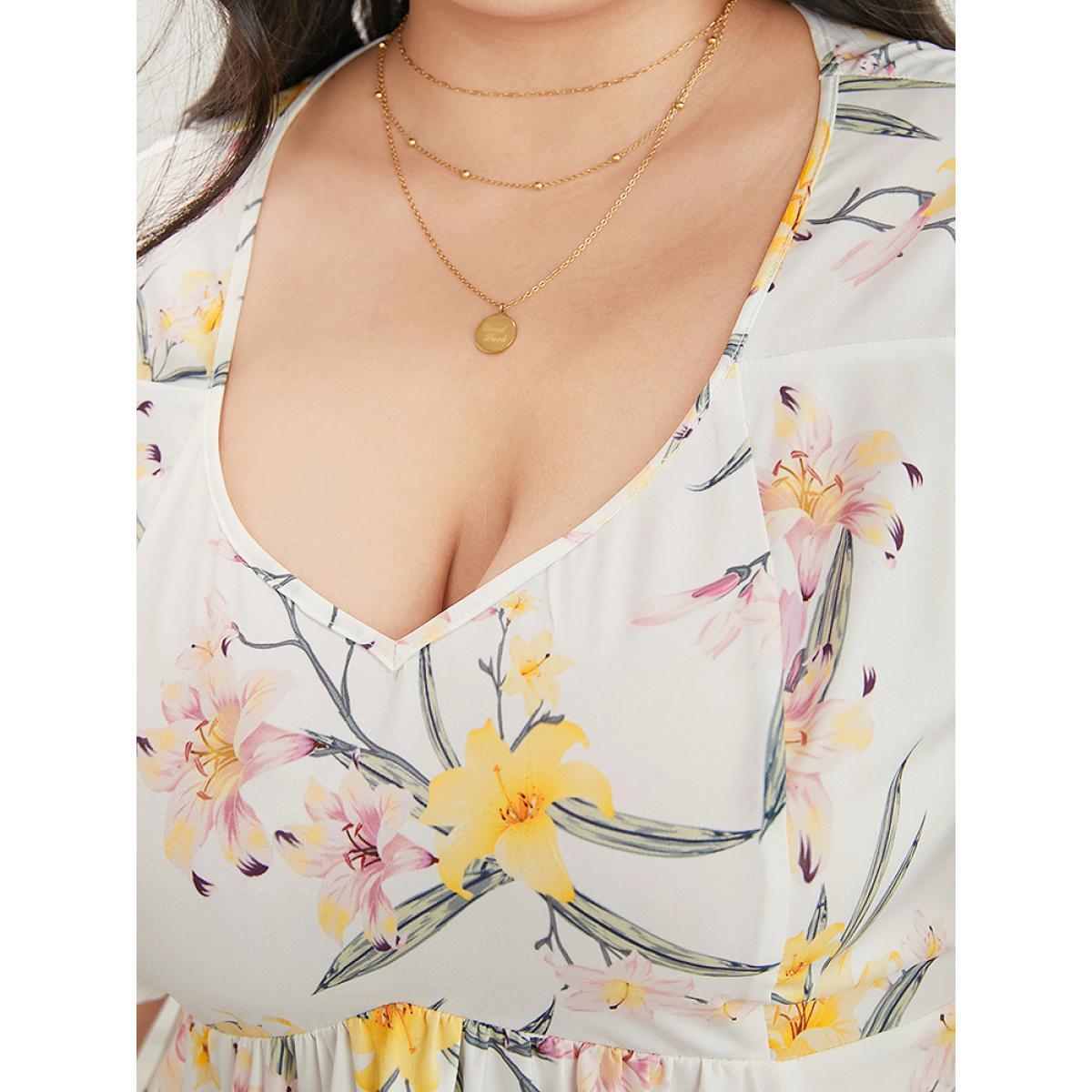 Plus Size Ivory Floral Print V Neck Ruffle Sleeve Blouse Women Elegant Short sleeve V-neck Dailywear Blouses BloomChic 30/6X Product Image