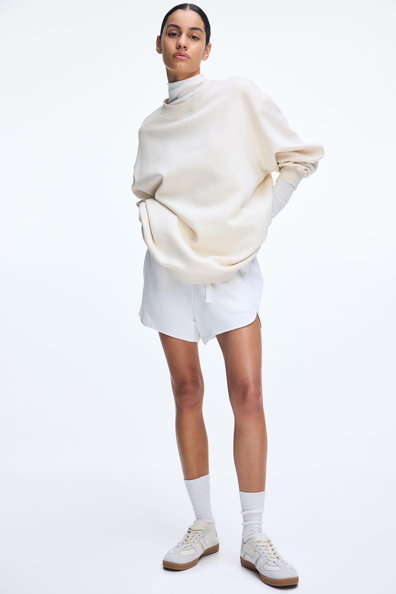 Oversized Sweatshirt Product Image