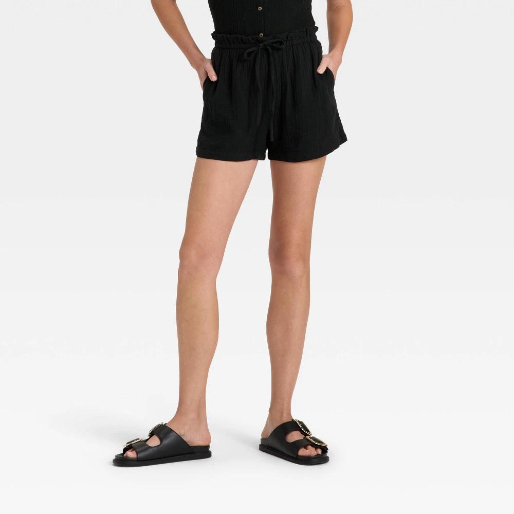 Women's High-Rise Pull-On Shorts - Universal Thread™ Product Image