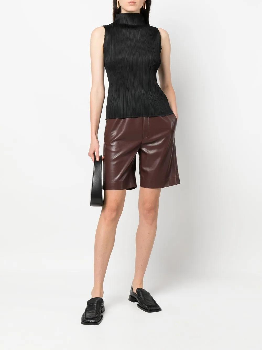plisse sleeveless top Product Image