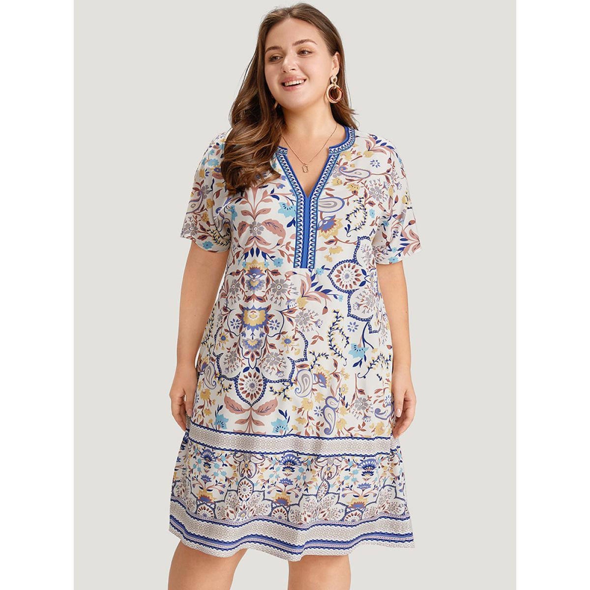Plus Size Boho Print Pocket Notched Ruffle Hem Dolman Sleeve Dress LightBlue Women Vacation Notched collar Short sleeve Curvy Knee Dress BloomChic 26/4X Product Image