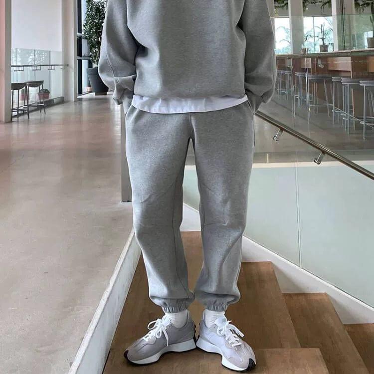 RT No. 10199 CREWNECK SWEATER & SWEATPANTS Product Image