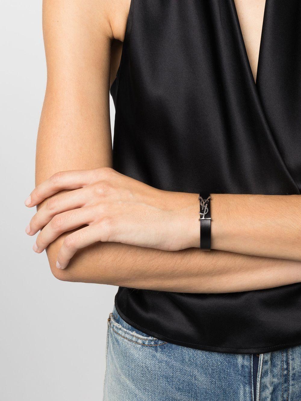 leather logo-plaque bracelet  Product Image