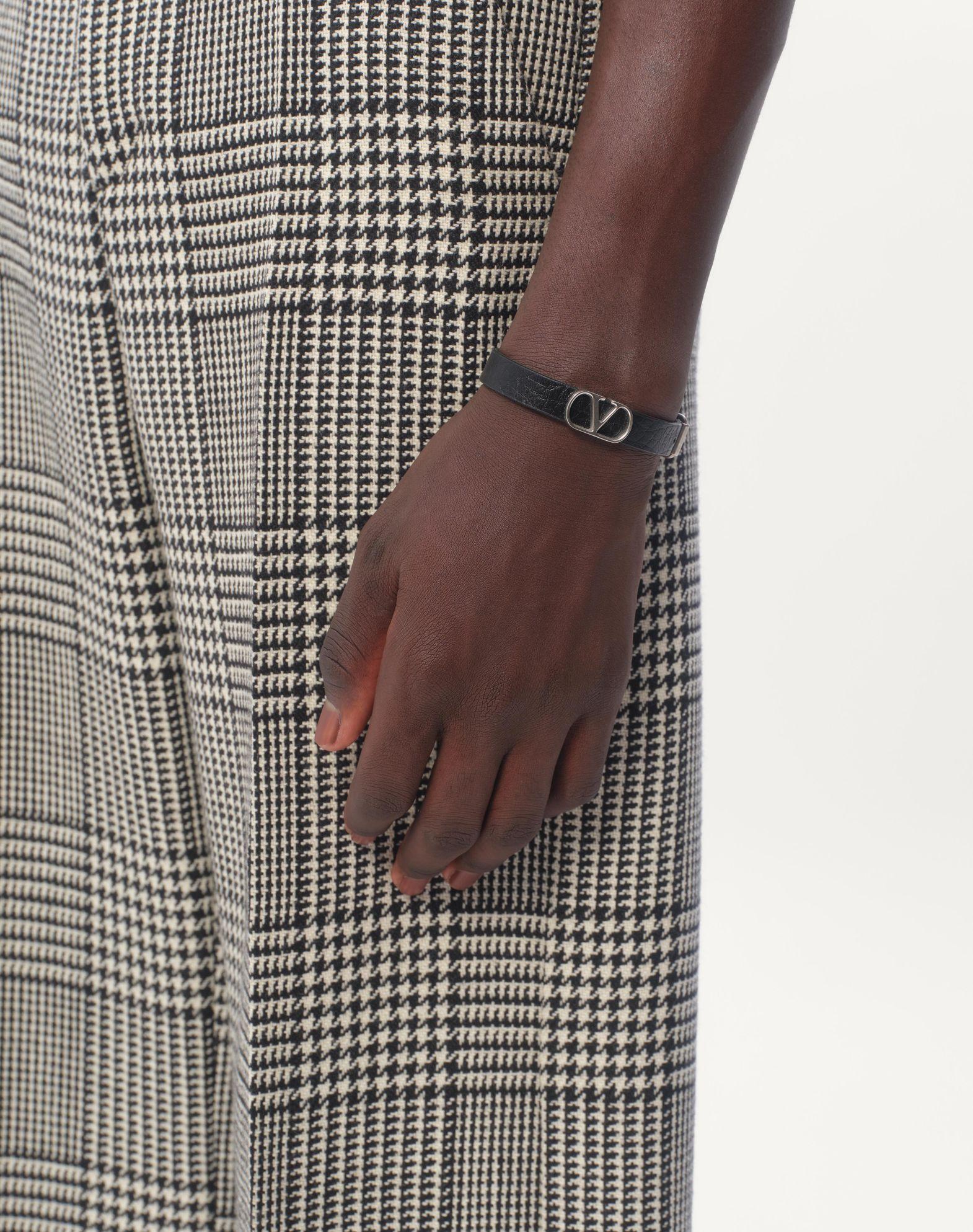 Vlogo Signature Grainy Calfskin Bracelet Product Image