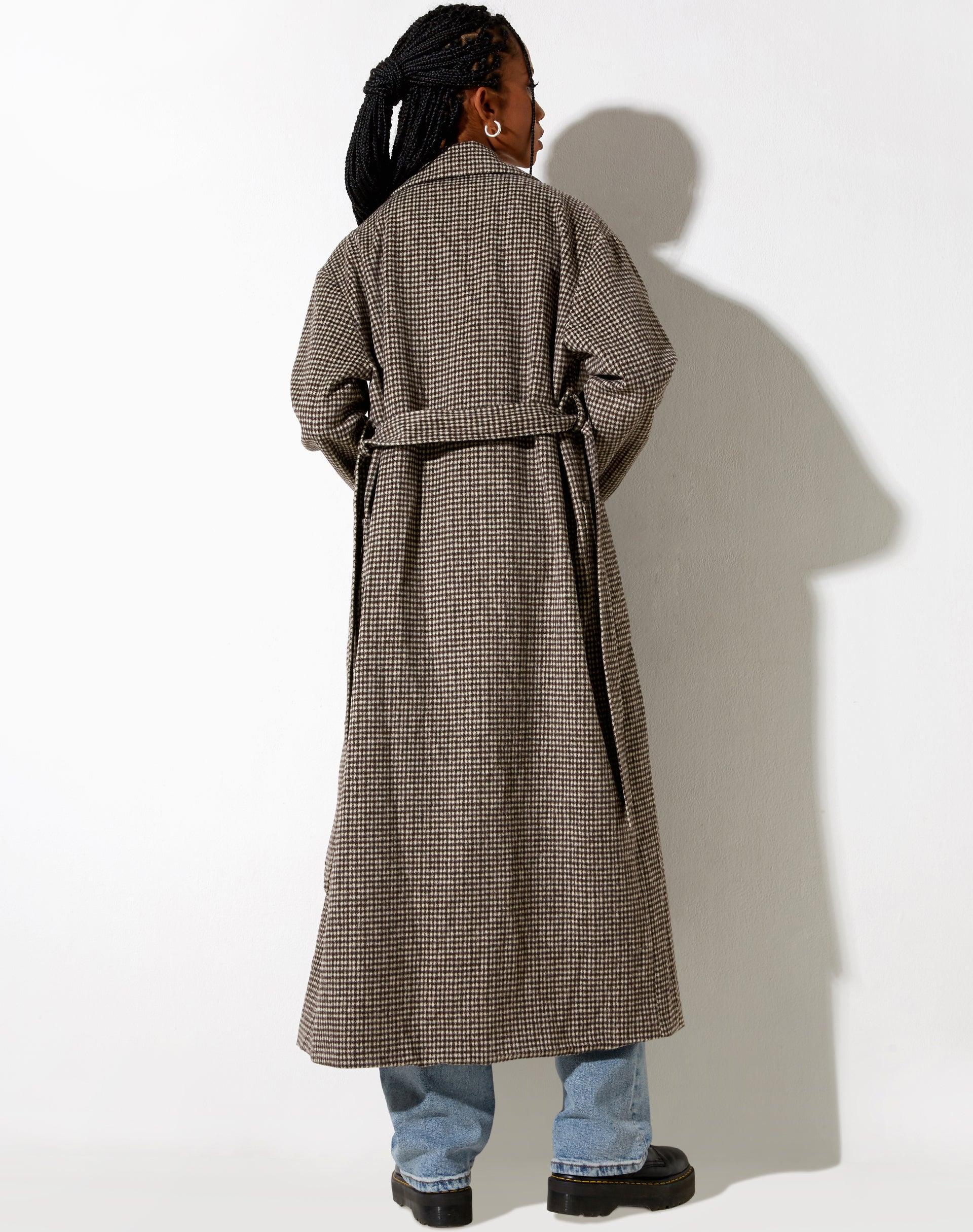 Herdina Coat in Houndstooth Brown Product Image