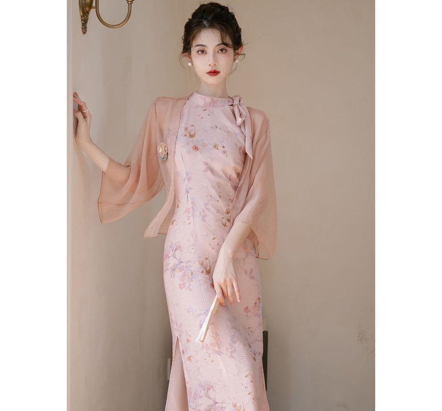 Sleeveless Halter Floral Midi Qipao / Light Jacket / Set Product Image