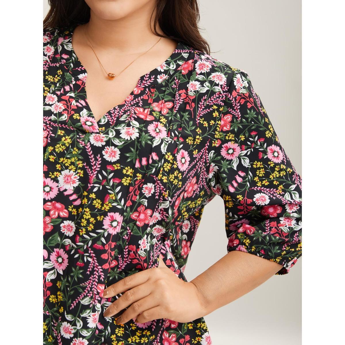 Plus Size Black Floral Print Notched Collar Shirt Women Elegant Elbow-length sleeve Notched collar Everyday Blouses BloomChic 22-24/3X Product Image