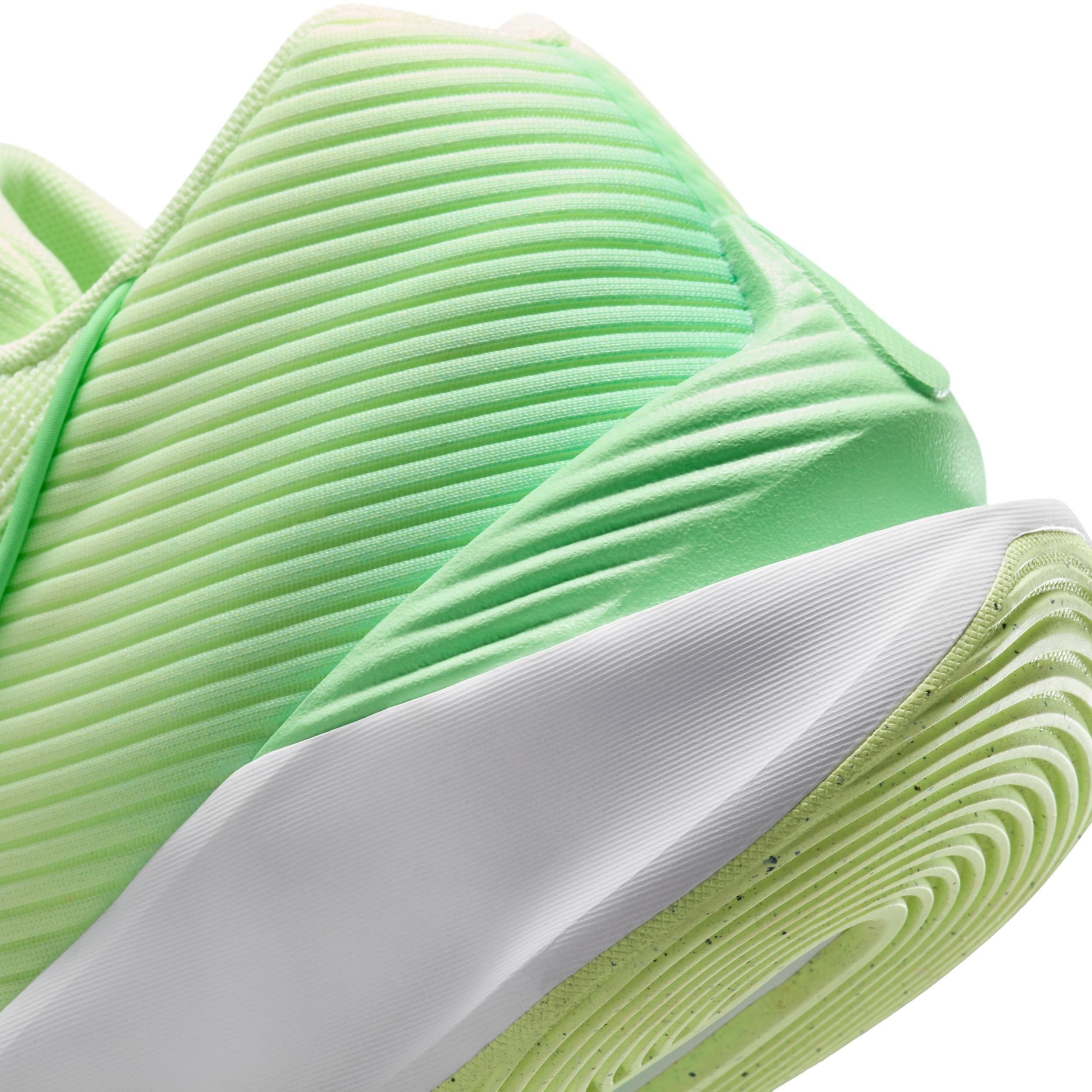 Nike G.T. Jump Academy Basketball Shoes Product Image