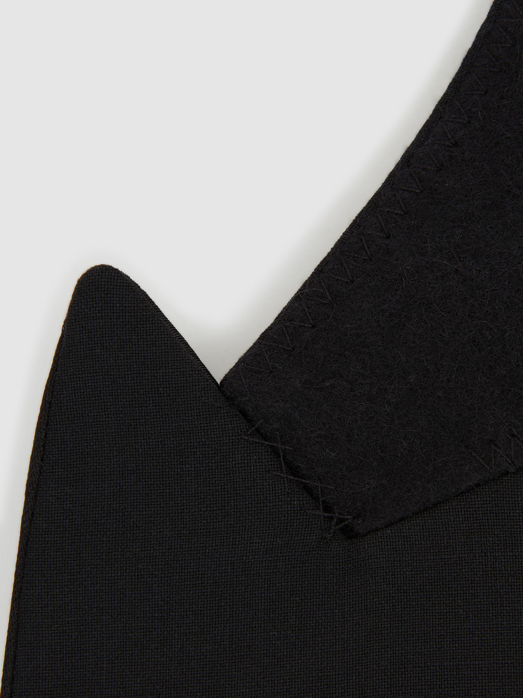 Modern Fit Satin Lapel Tuxedo Jacket in Black Product Image