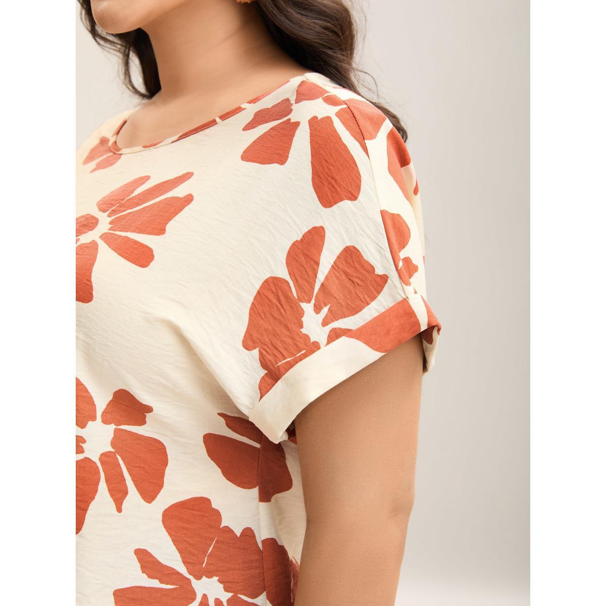 Plus Size Beige Floral Print Crew Neck Half Sleeve Shirt Women Elegant Short sleeve Round Neck Everyday Blouses BloomChic 30/6X Product Image