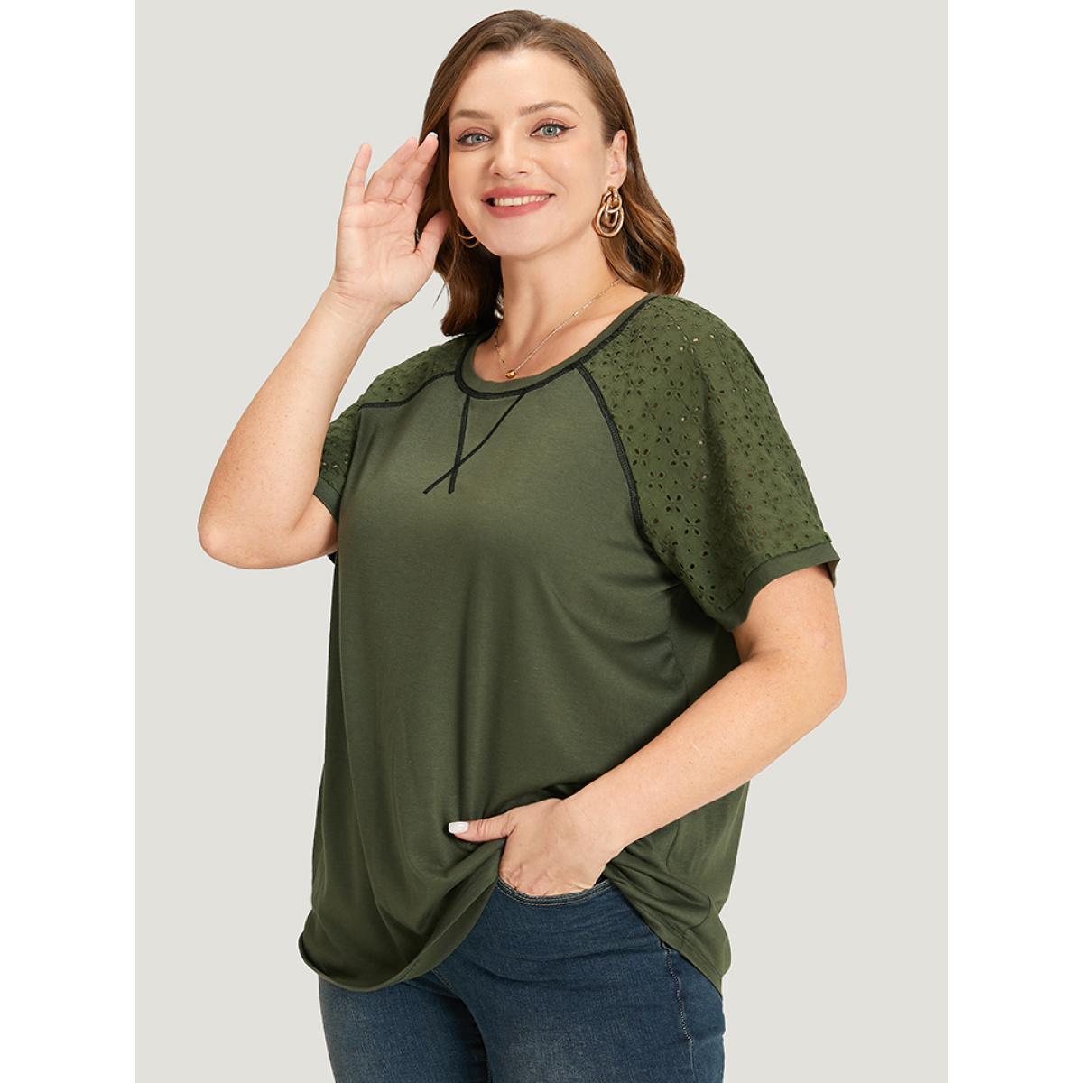 Plus Size Plain Patchwork Broderie Anglaise Raglan Sleeve T-shirt ArmyGreen Women Elegant Plain Plain Round Neck Dailywear T-shirts BloomChic 30/6X Product Image
