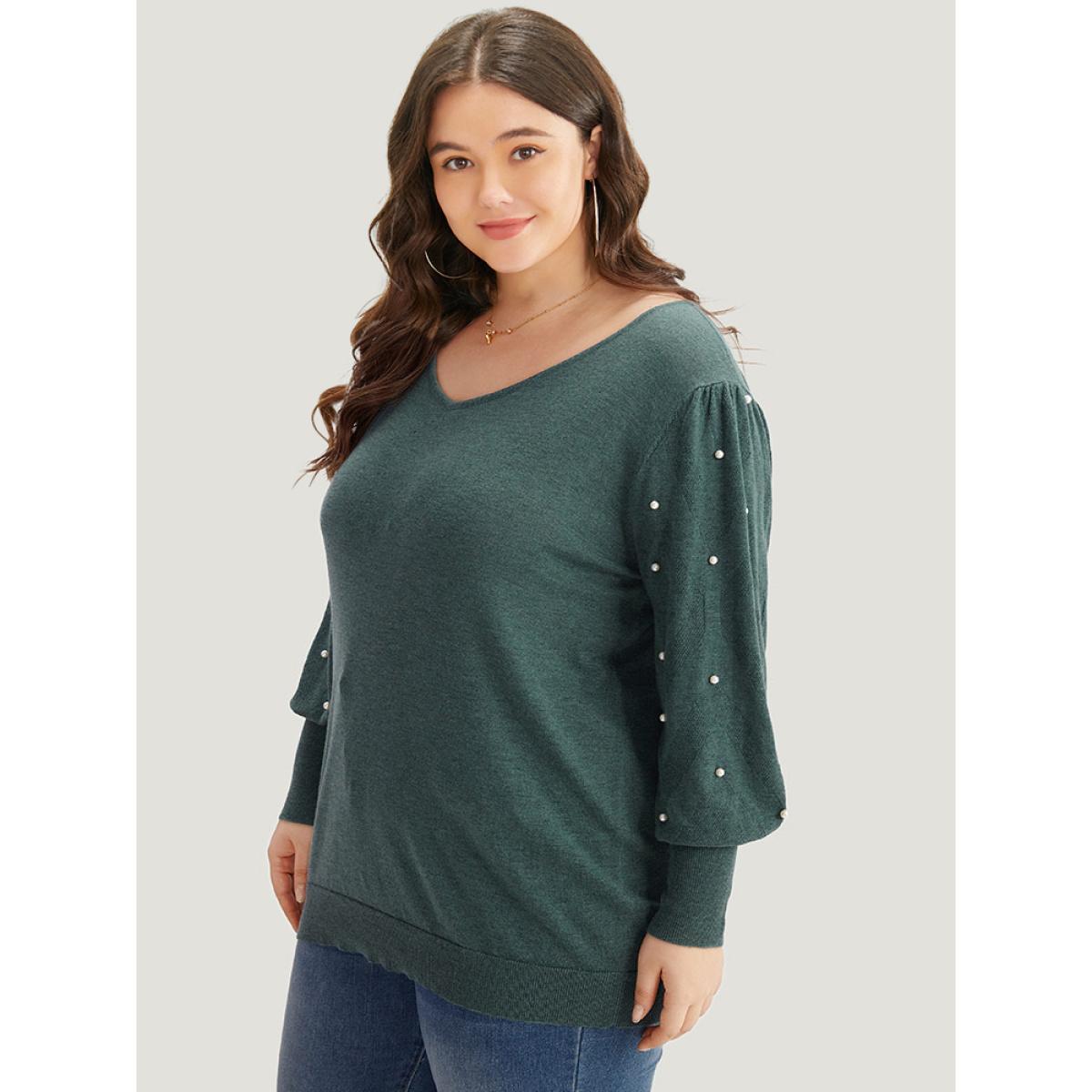 Plus Size Supersoft Essentials Solid Pearl Beaded Elastic Cuffs Pullover DarkGreen Women Casual Long Sleeve V-neck Dailywear Pullovers BloomChic 28/5X Product Image