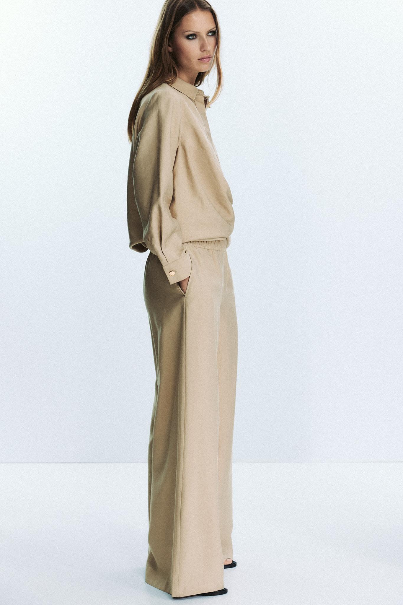 ELASTIC WAIST WIDE LEG PANTS Product Image
