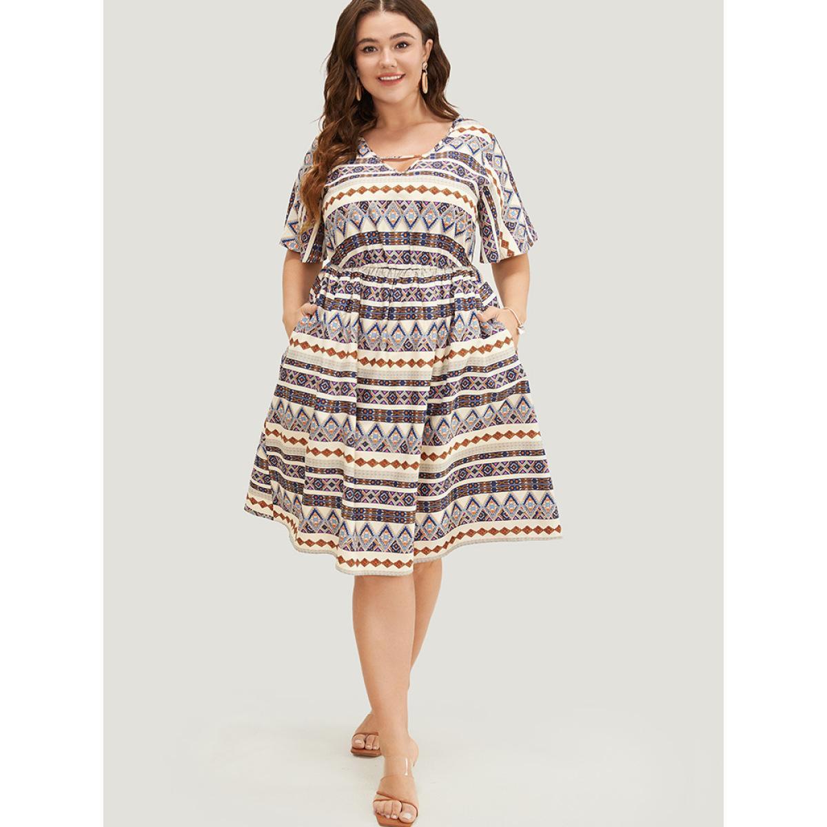 Plus Size Bandana Print Pocket Ruffle Keyhole Knee Dress Multicolor Women Vacation Keyhole V-neck Short sleeve Curvy Knee Dress BloomChic 10/M Product Image