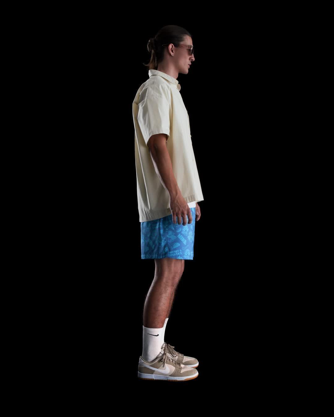 Nike Men's Club Flow Shorts Product Image