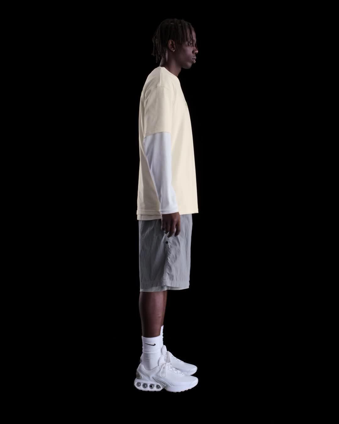 Nike Sportswear Men's Max90 T-Shirt Product Image