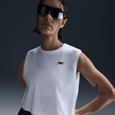 Nike Sportswear Club Women's Sleeveless Cropped Graphic T-Shirt Product Image