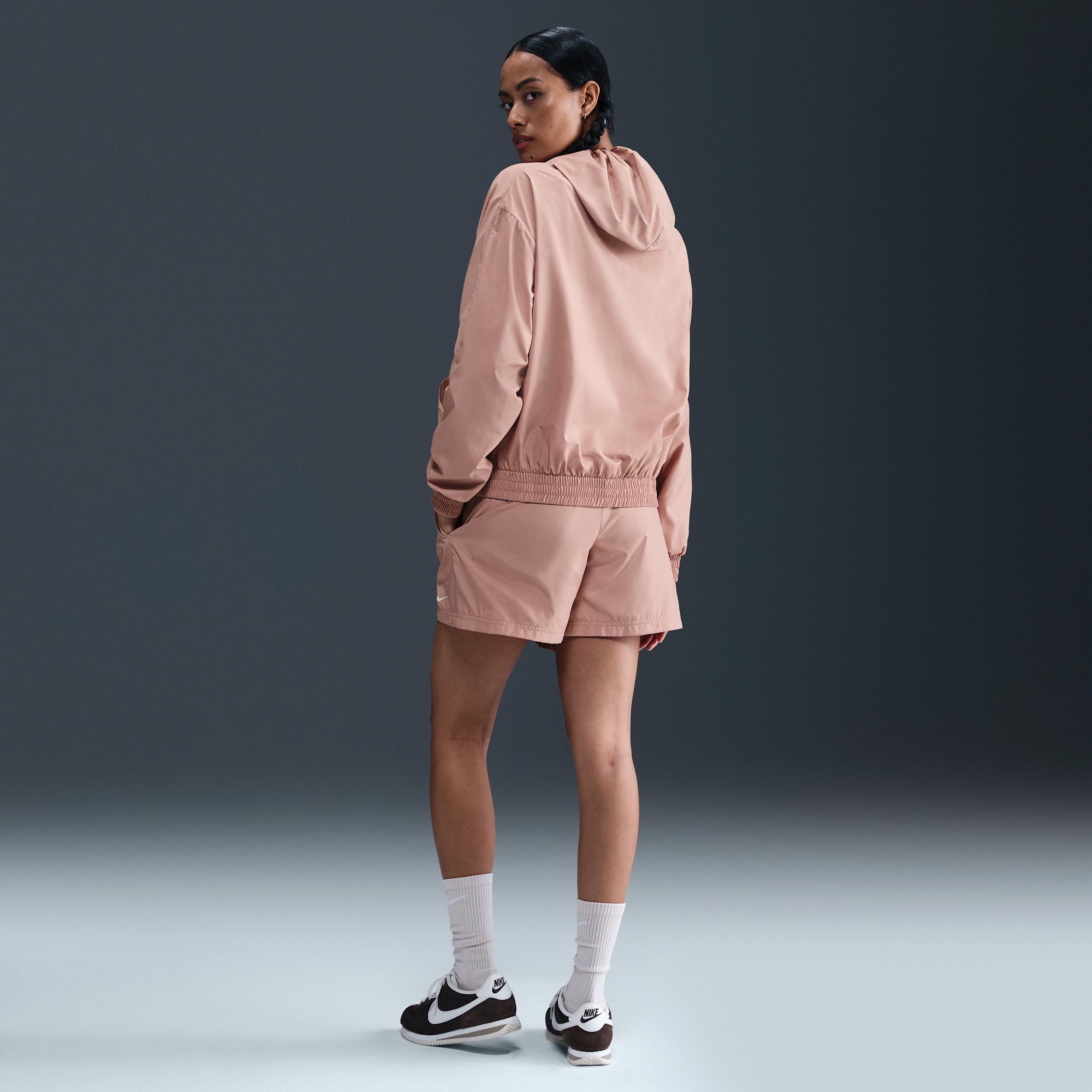 Nike Sportswear Classic Wovens Women's Mid-Rise Shorts Product Image