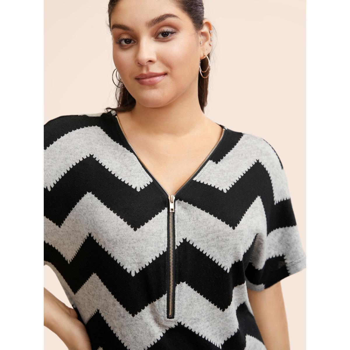 Plus Size Striped Zipper Batwing Sleeve T-shirt Black Women Casual Zipper Striped V-neck Dailywear T-shirts BloomChic 30/6X Product Image