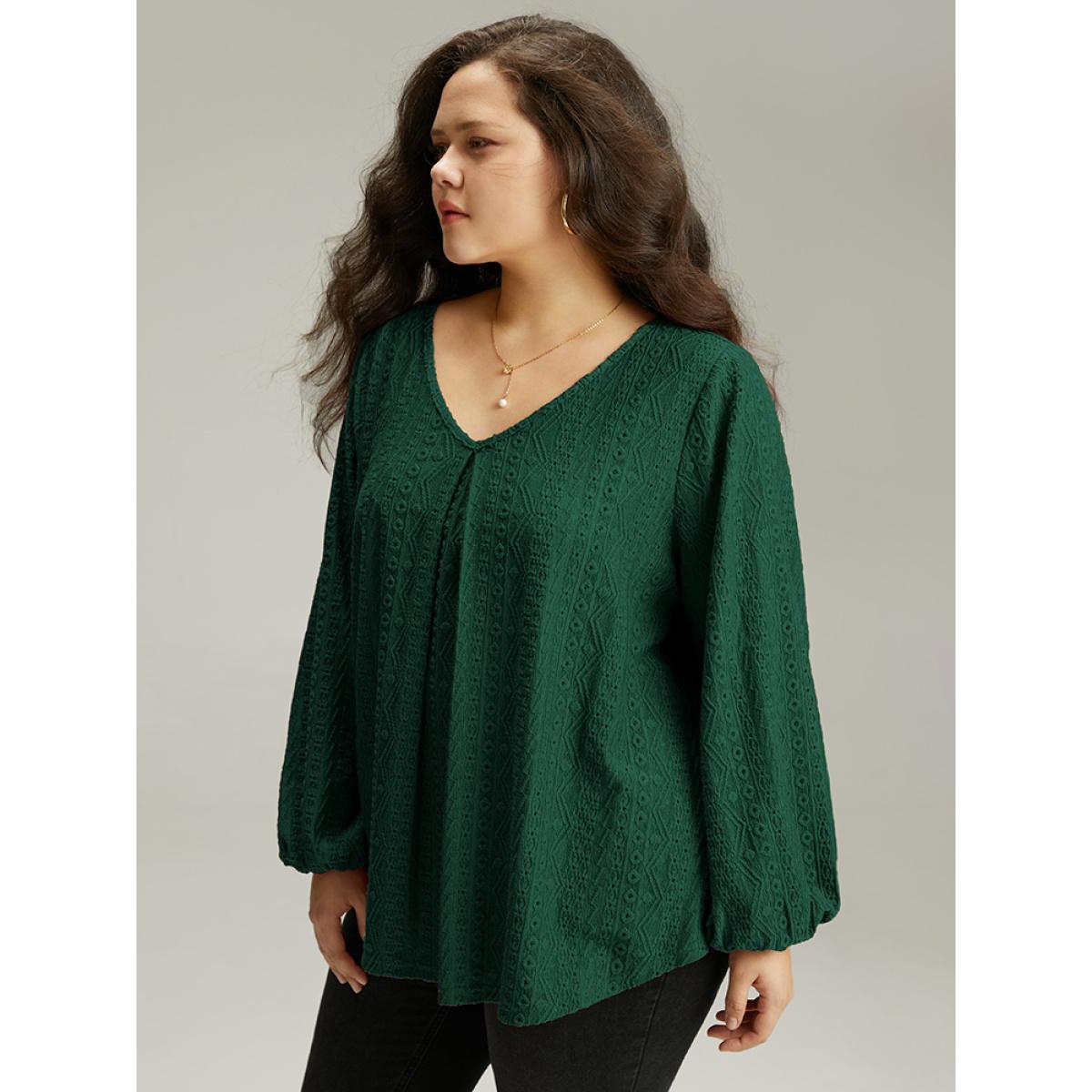 Plus Size Keyhole Plicated Detail Lantern Sleeve T-shirt DarkGreen Women Elegant Elastic cuffs Plain V-neck Dailywear T-shirts BloomChic 26/4X Product Image