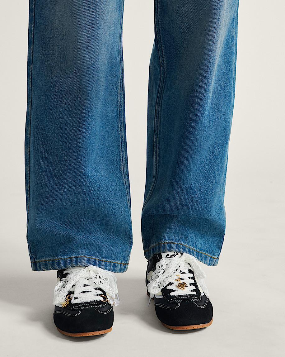 Super Lowpro Shoe in Black| Vans US Product Image