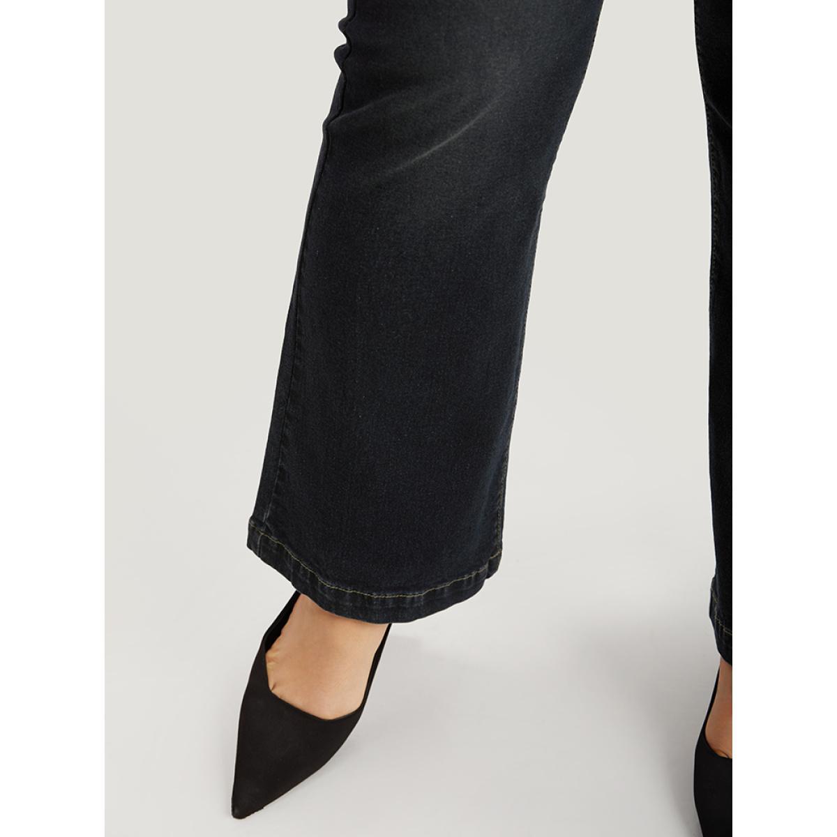 Plus Size Plain Flare Leg Dark Wash Jeans Women Midnight Casual Plain Plain High stretch Pocket Jeans BloomChic 24/3X Product Image