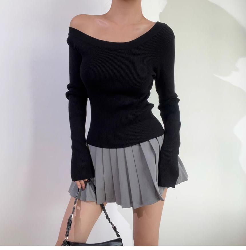 One-Shoulder Plain Sweater Product Image