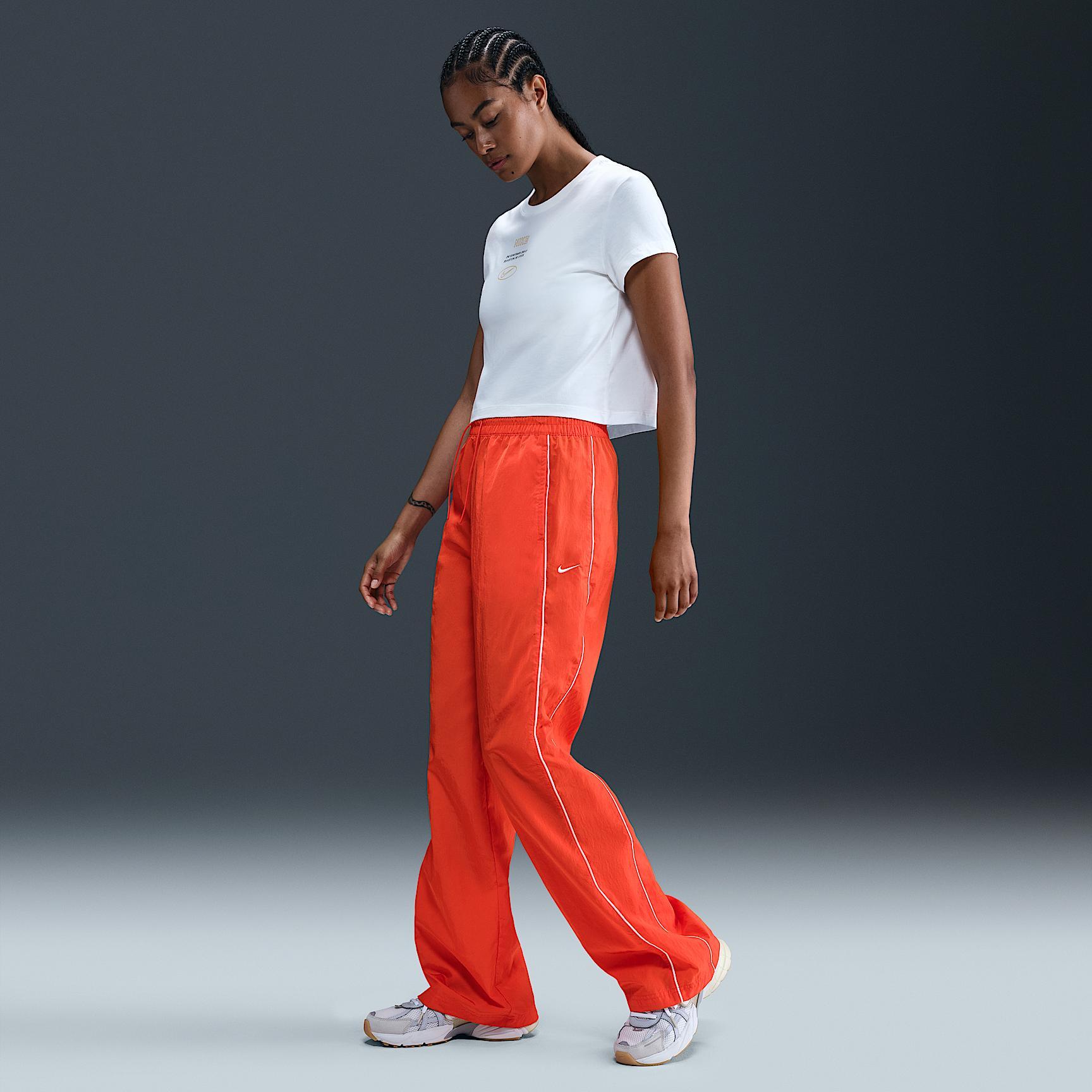 Nike Windrunner Women's High-Waisted Woven Open-Hem Pants Product Image