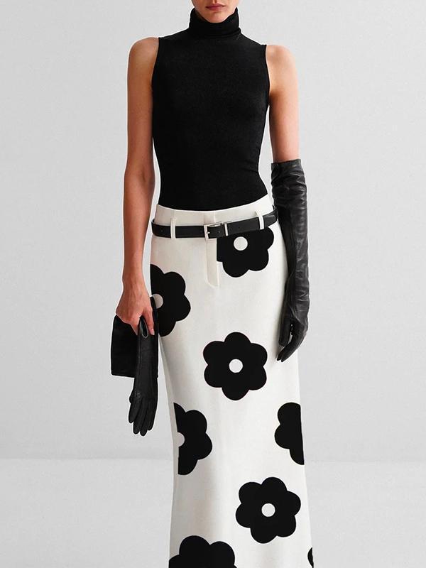 Floral Printed Split-Back Skirts Bottoms Product Image